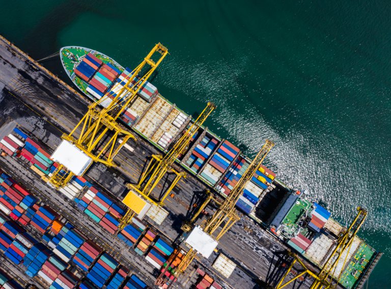 shipping-cargo-containers-loading-unloading shipping-cargo-containers-loading-unloading
